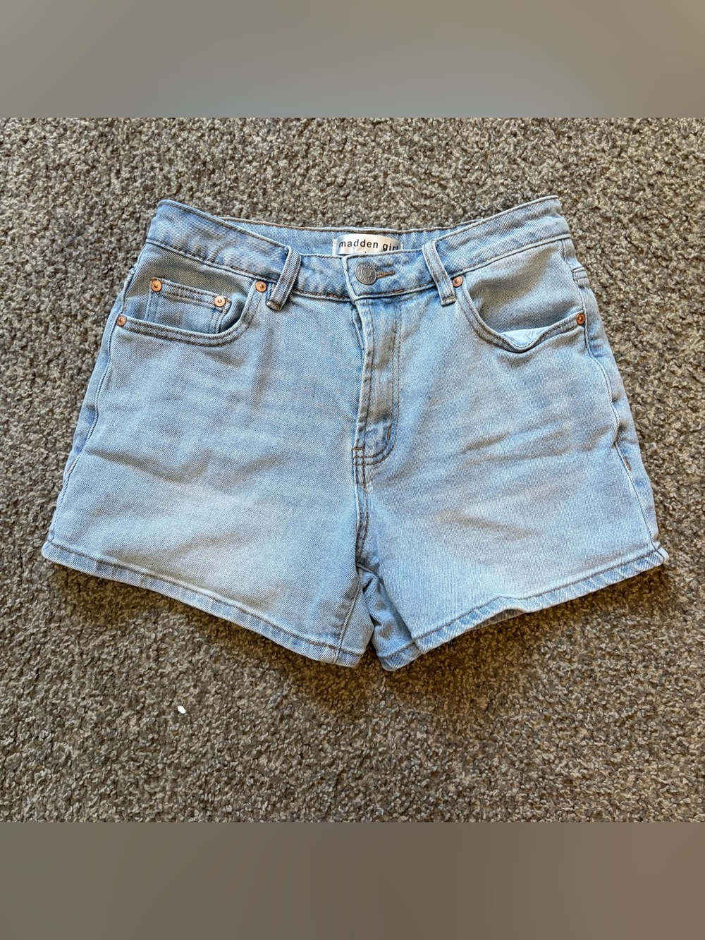 Madden girl denim shorts size 5
